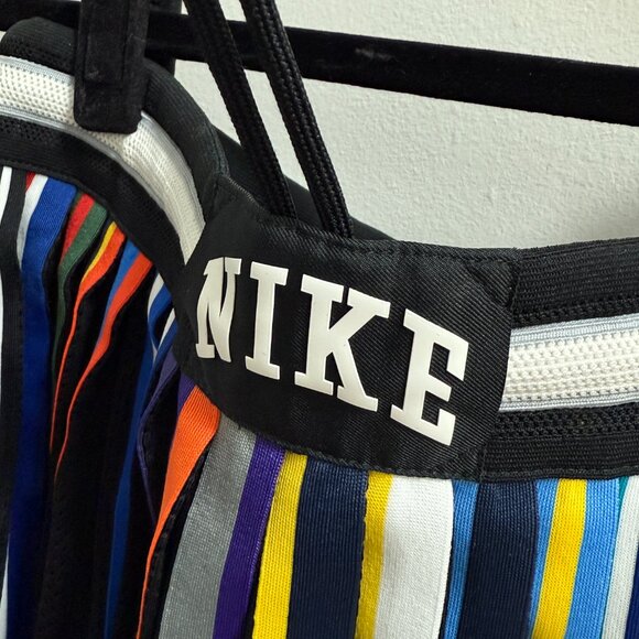 Nike Rare Limited Edition Basketball Skirt - Picture 3 of 4